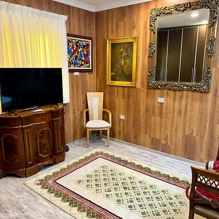 Royal Center Apartman Tirana