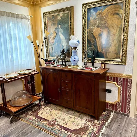 Royal Center Apartman Tirana